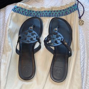 tory burch matte black miller sandals with bag